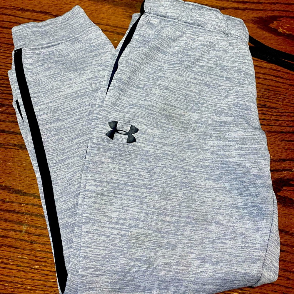 Youth Under Armour cold gear sweatpants